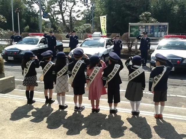 新入生による一日署長おつかれさまでした。の写真 1