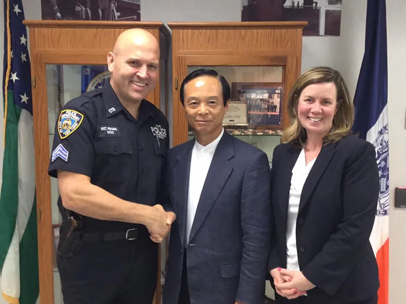 ニューヨーク市警察を訪問の写真 3