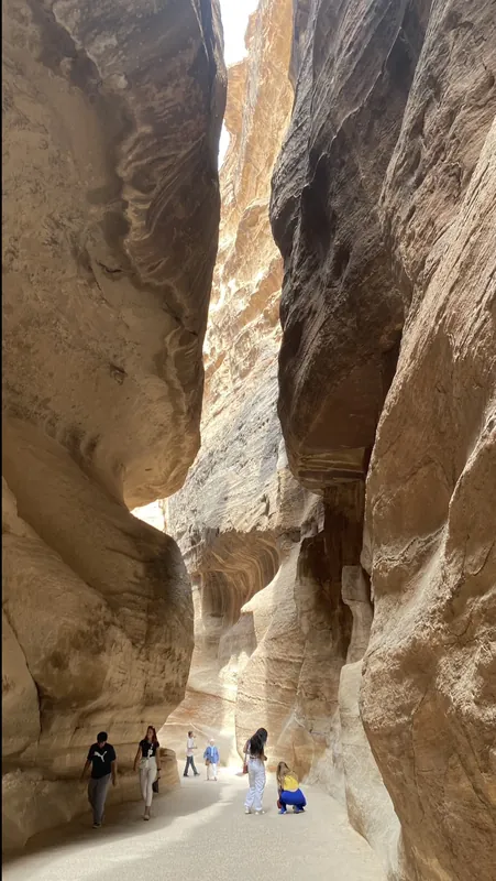 ヨルダントレイル「ペトラ遺跡」の写真 1