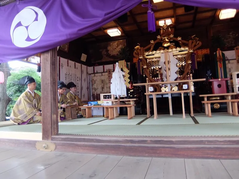 八坂神社の神輿修復の写真 1