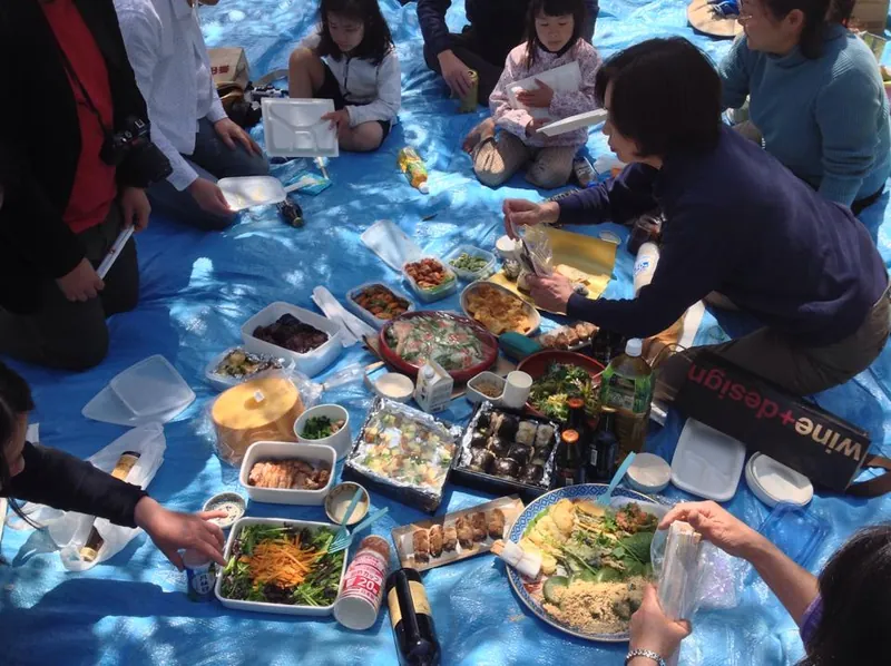 みつばちプロジェクトの花見の写真 4