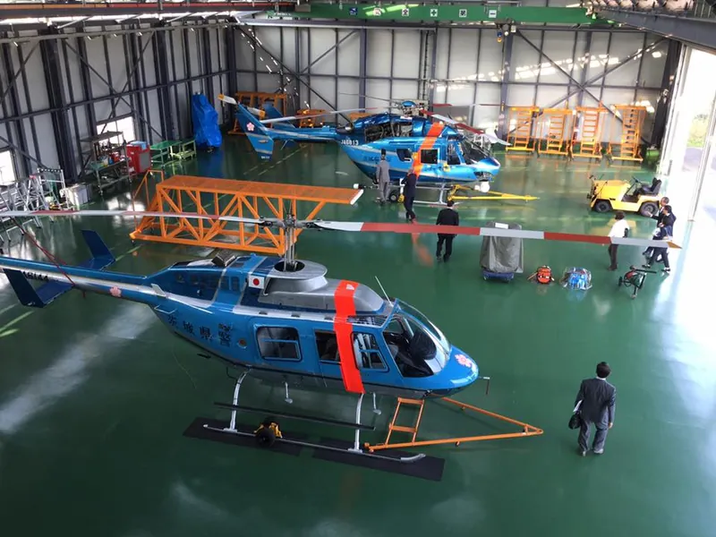茨城県警察航空隊の視察の写真 2