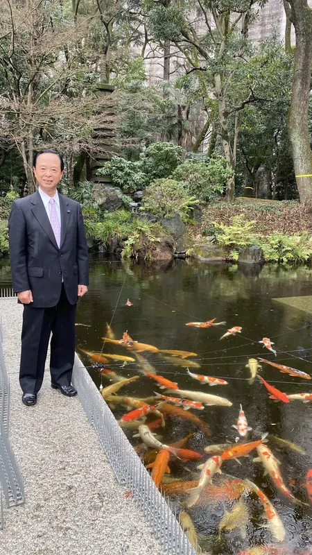 額賀衆議院議長公邸を訪問の写真 2