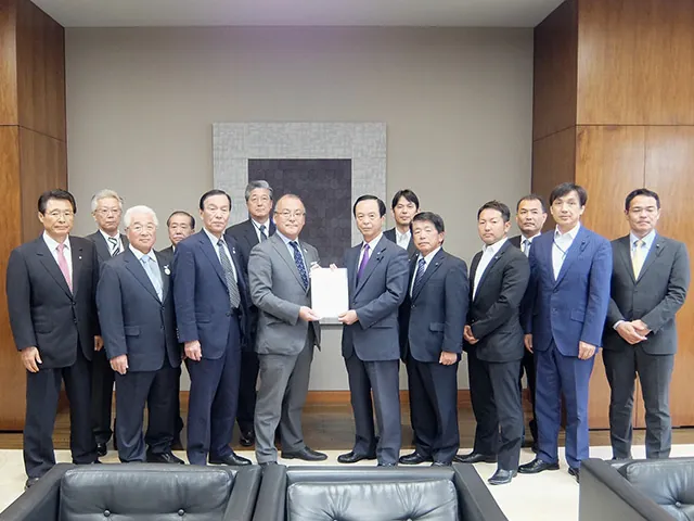 竜ケ崎工事事務所管内主要道路整備促進期成同盟会より要望の写真 2