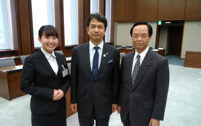 前照灯の昼間点灯運動の写真 3