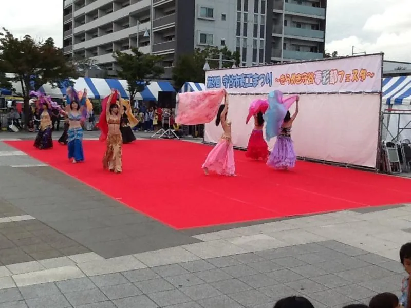 第29回守谷市商工祭り〜地元のべリ-ダンスチーム～の写真 1