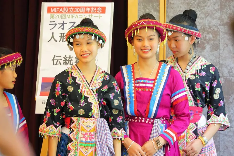 ラオスの伝統舞踊の写真 5