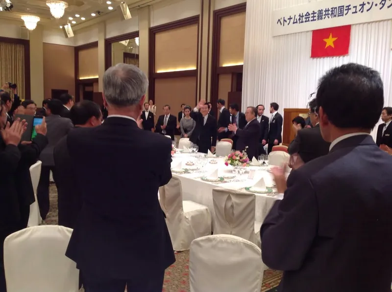 サン国家主席の歓迎会の写真 3