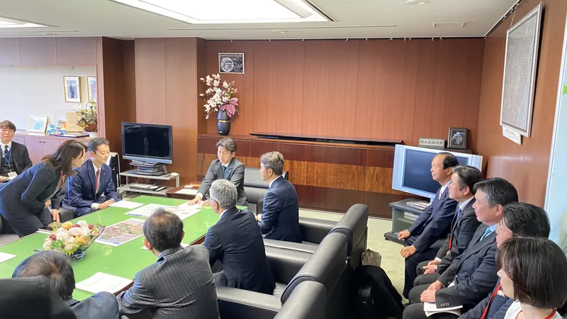 国土交通大臣に要望の写真 2