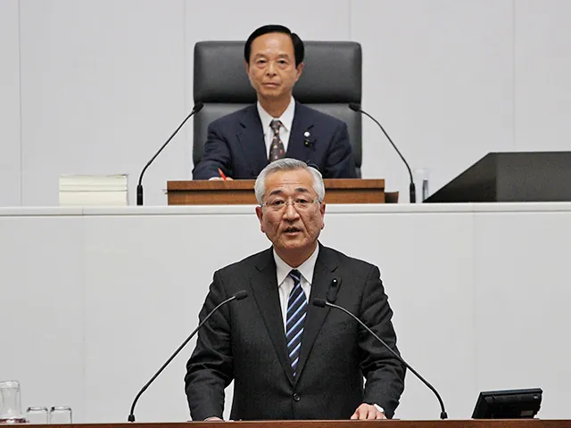 会派代表による県政一般に関する質問の写真 2
