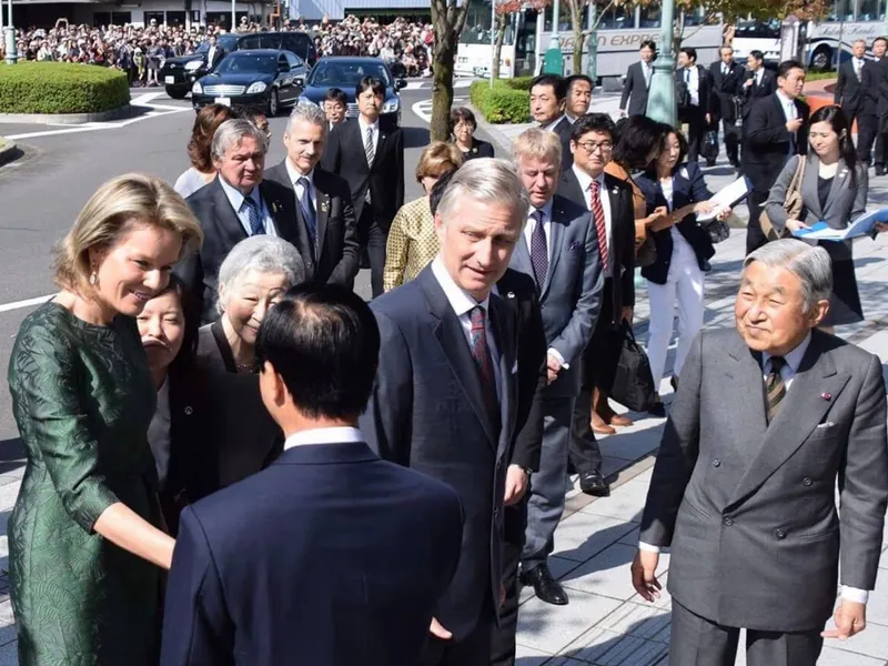 陛下に感謝の言葉を申し上げますの写真 2