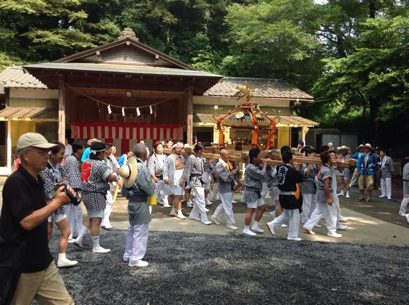 香取神社の夏祭りの写真 2