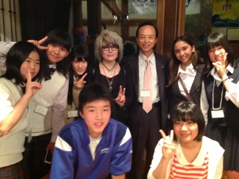 昨年グリーリー市を訪問した子供達との再会