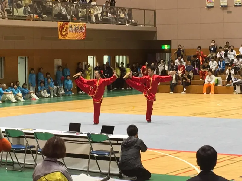 国体公開競技「武術太極拳」の写真 1