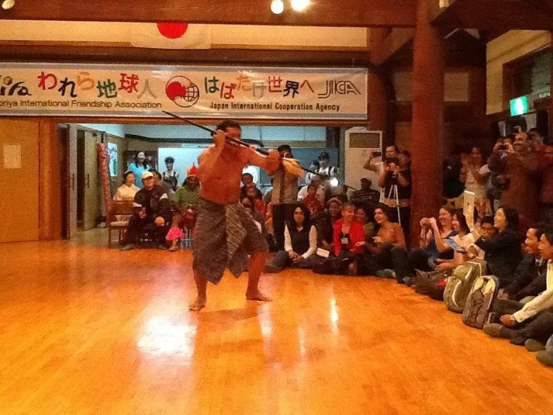 勇壮なサモアの踊り