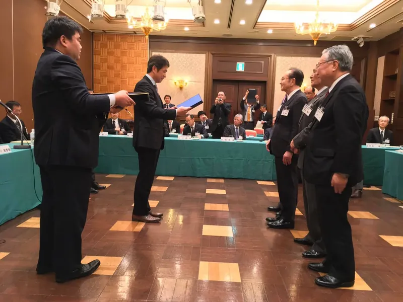 知事と意見交換の写真 3
