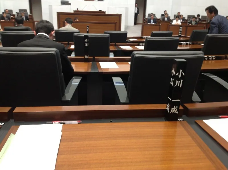 知事の胸中を知る者は誰かの写真 1