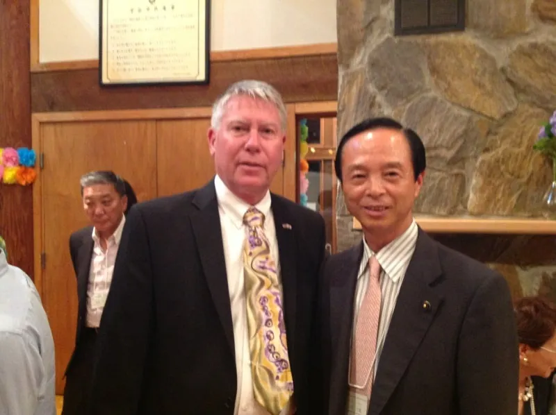 団長のマイケル市議会議員