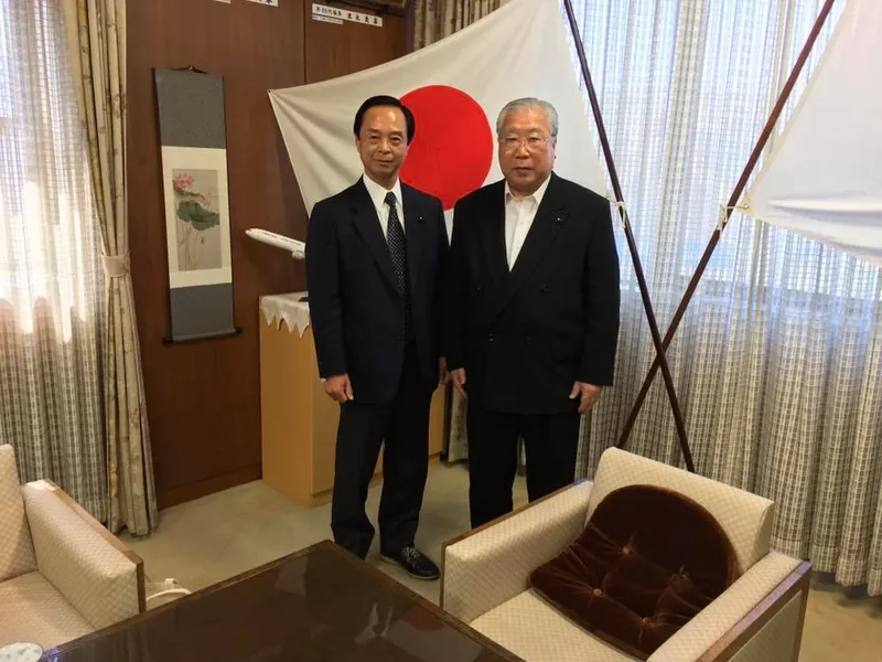 長崎県議会にあって茨城県議会にないものの写真 1