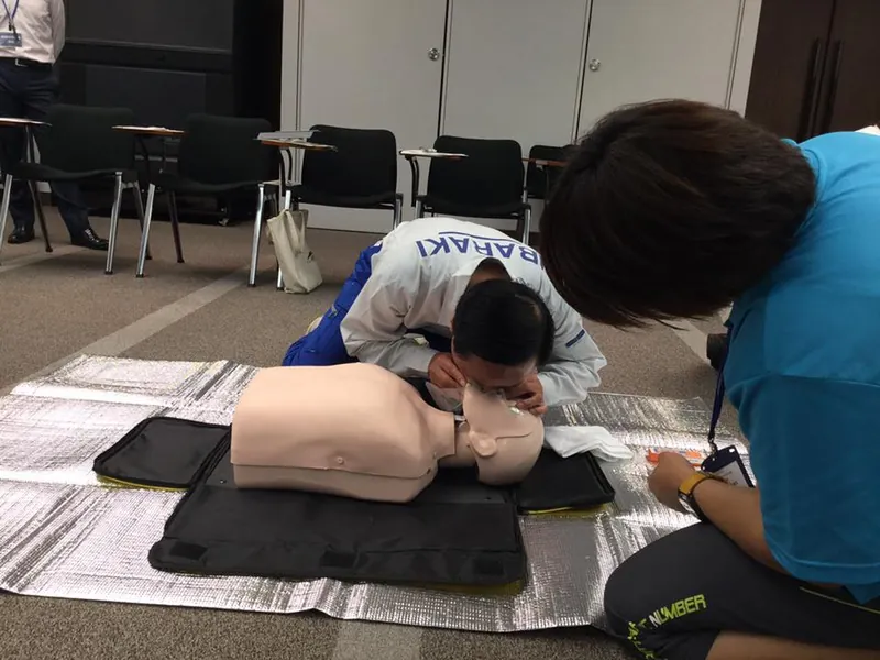 AEDと心肺蘇生法を学ぶの写真 3
