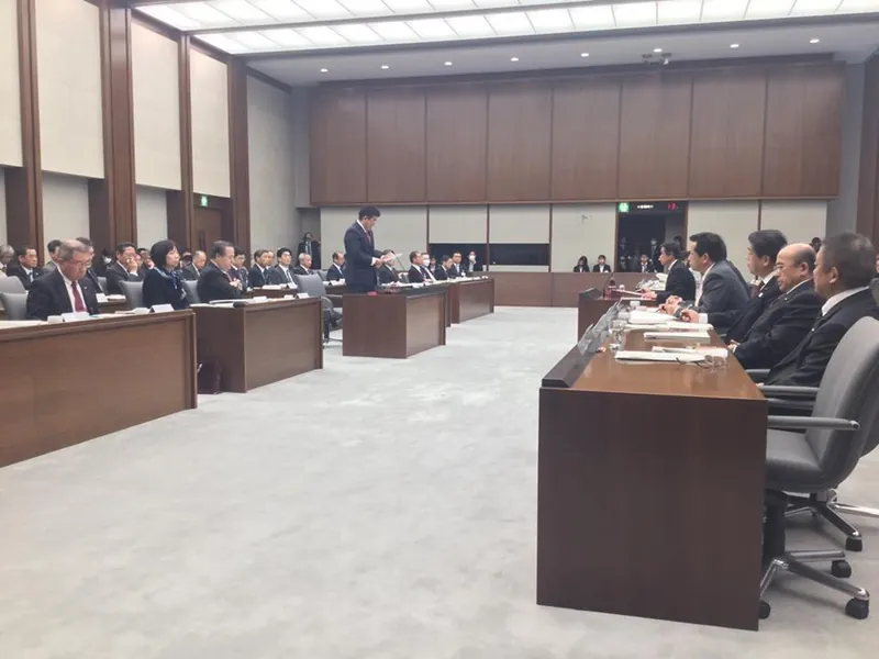 筑波大のインターン生が議会傍聴の写真 2