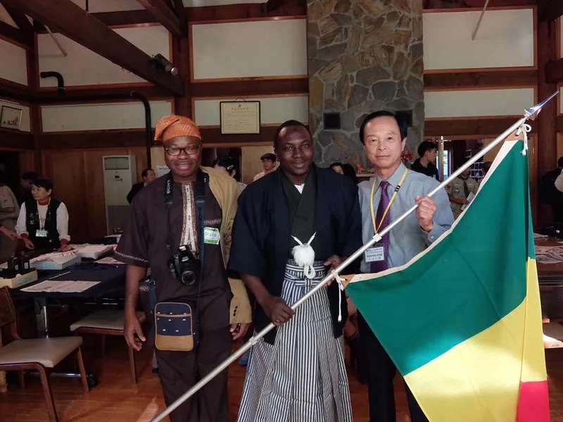 MIFA フェスタでの国旗掲揚の写真 2
