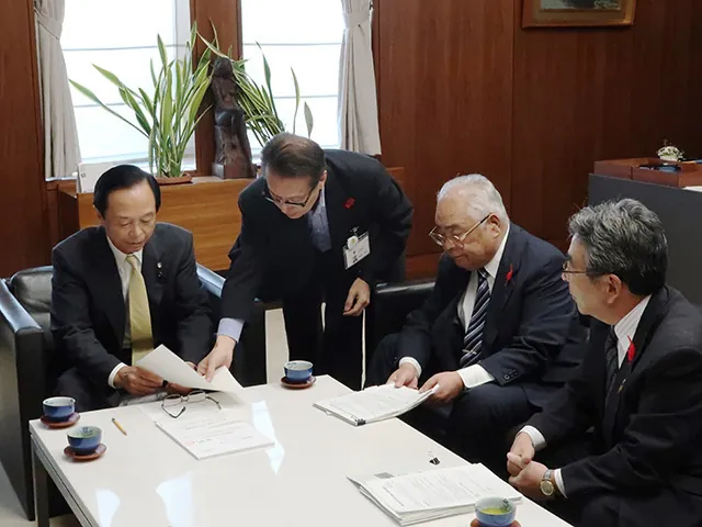 人事委員会勧告の写真 3