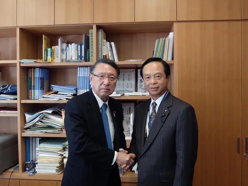 衆参議員会館を訪問の写真 3