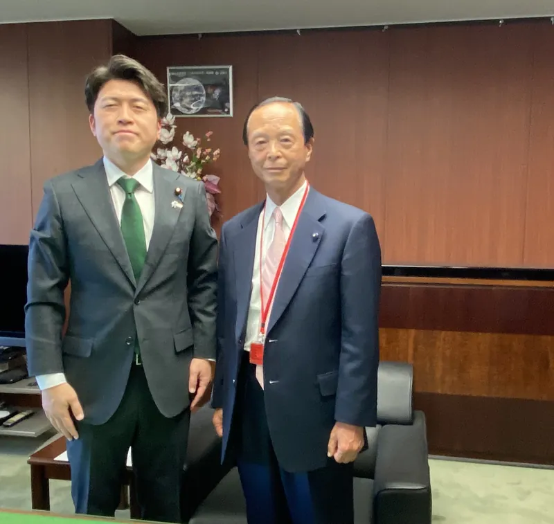 国土交通大臣に要望の写真 1