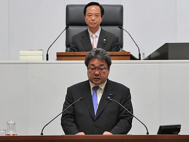 各常任委員会から報告の写真 2