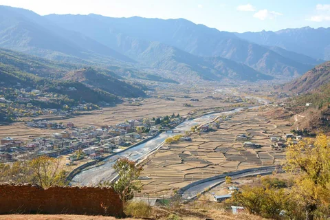 ブータン王国 2番目の都市『パロ』を山の中腹から望む